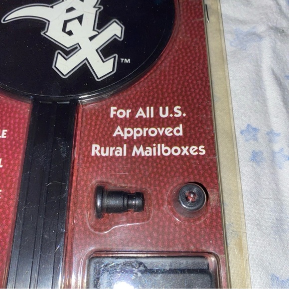 White Sox Mailbox Flag Kit - Picture 4 of 6